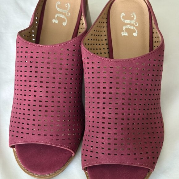 Red sandals - Journee Collection - Red Ziff 7M - 2 1/2"  block heel. New w/box - Picture 1 of 4